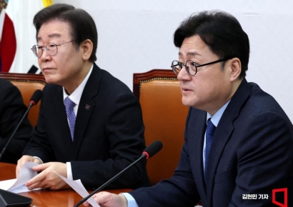 [포토] 홍익표, 정부 의대정원 확대 환영…"구체적인 대책 미흡"