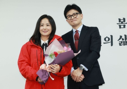 與 영입인재 발표…한동훈 "예전같으면 여기 안 오실 분들"