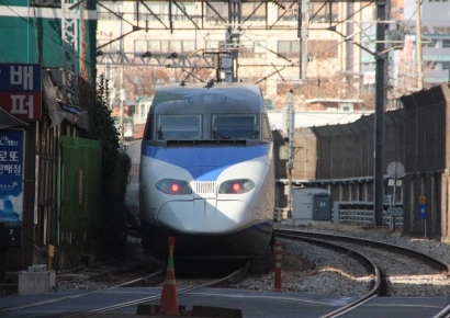 6년 전 끊긴 인천공항 KTX 다시 다니나… 인천시 "협의 중"