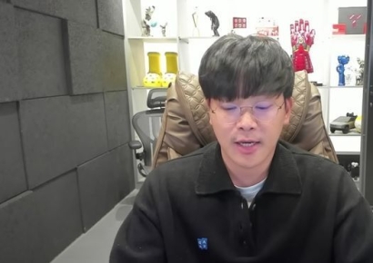 "'장사의 신'과 관련 없다" 펄쩍 뛴 200만 유튜버, '코인 사기' 논란에 말 바꿨다