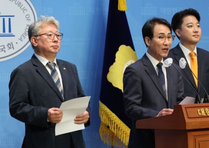 개혁신당 이원욱·조응천 "지역구 출마"…이준석은 "거취 고민 중"