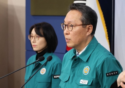 복지부 "전공의 집단사직 제출은 '가짜뉴스'…적극 대응"