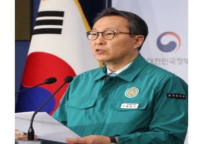[단독]복지부, 의대 2000명 증원 근거자료 공개 거부