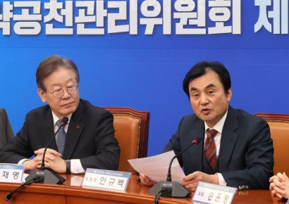 민주, '영입인재' 4명 전략공천…"임종석, 논의 없다"