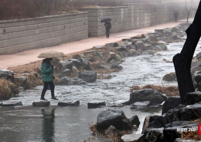 [포토] 오늘 우수(雨水), 가랑비 내리는 서울
