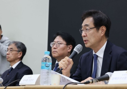 의대학장단체 "2천명 더 받을 여력없다…K의료교육 후퇴"
