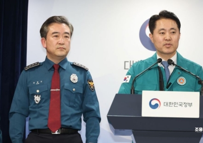 [포토] 의료계 집단행동 관련 질문에 답하는 신자용 대검차장검사