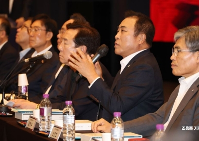 [포토]중대재해처벌법 유예 호소하는 중소기업대표