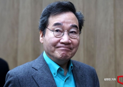 이낙연, '82세' 박지원 겨냥 "누구 정신이 더 건강하냐"