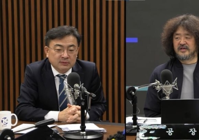 "너무 가난해서" 김어준, 17년 전 음주운전한 신장식 두둔