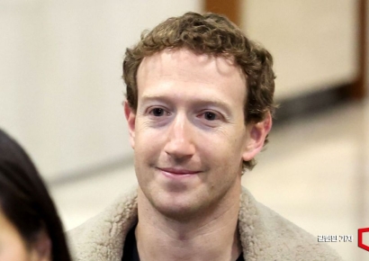 저커버그, 4년전 5000억→올핸 "정치 기부 중단" 선언