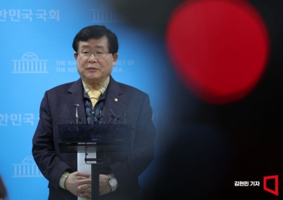 5선 설훈 의원, 무소속으로 경기 부천을 출마