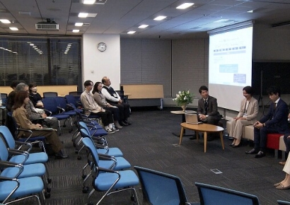 "엄마가 출근해도 된대요" 신입직원한테 부모 사인받는 日기업들