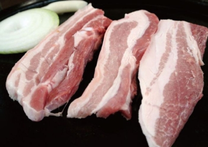 삼겹살 가장 저렴한 3월…소비자 울린 비곗덩어리[헛다리경제]