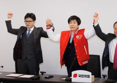 [포토] 김영주 국회부의장, 민주 탈당 후 국민의힘 입당