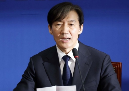 조국, 조국혁신당 비례대표 출마…"관련 보고 안 받을 것"
