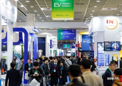 [포토] 관람객으로 붐비는 'EV트렌드코리아'