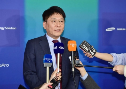 [인터배터리]김동명 LG엔솔 사장 "셀투팩 적용 배터리 공급계약 논의 중"
