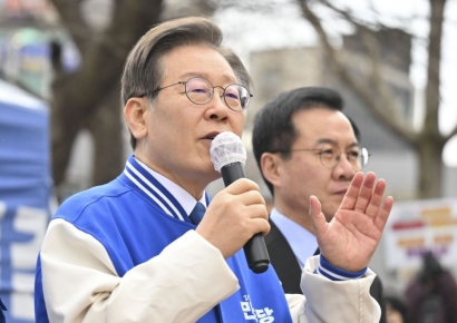 이재명 "'2찍' 발언 죄송…대단히 부적절, 정중히 사과"