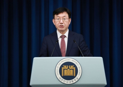 전공의 집단사직의 역설…의료계 해묵은 과제 해결 실마리 찾나 