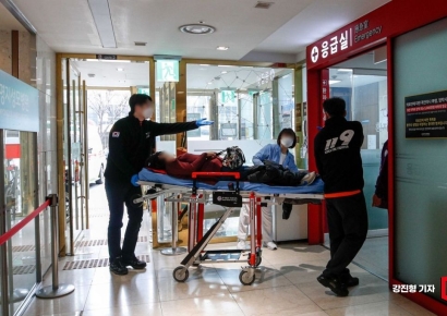 "응급실에 군의관·공보의 235명 배치…추석연휴 당직 병의원 지정"(종합)