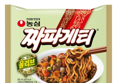국민 1인당 180봉지 먹었다…마흔살 농심 '짜파게티'[국민브랜드]