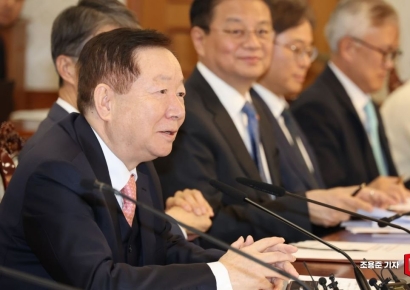 [포토] 미디어콘텐츠산업 중요 강조하는 성낙인 위원장