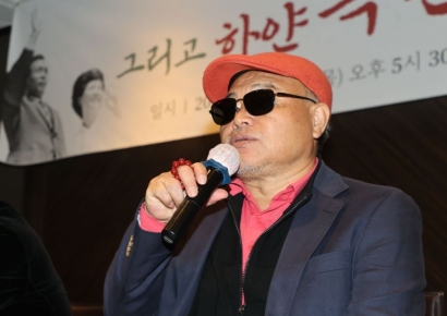 마라톤 같이 뛰고 총선 지원유세 인연…김흥국, 나경원 경선캠프 합류