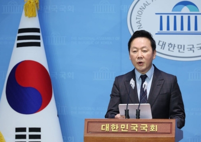 민주당, 정봉주 공천 취소한 강북구을 전략공천…박용진 공천 승계 불발