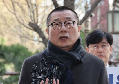 의협 박명하, 출석 1시간여만에 조사 거부…"기피신청 수사관 들어와"