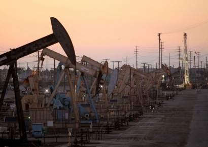 OPEC+, 원유 자발적 감산 연말까지 연장…유가 오르나