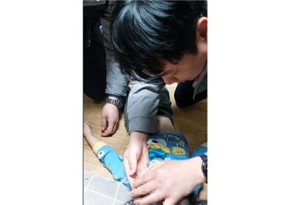 25초간 울음소리 들리다 '뚝'…6분만에 4살 아이 찾아 살린 경찰