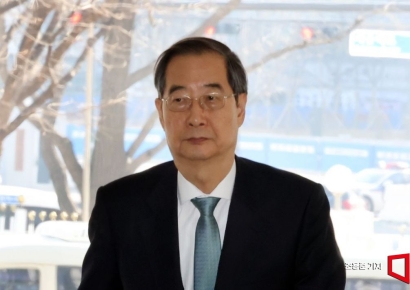 [포토] 출근하는 한덕수 국무총리
