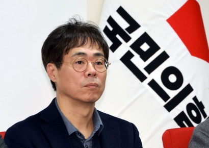 김경율 "尹-전공의 대화 긍정적…의정갈등 해결 실마리 될 것"