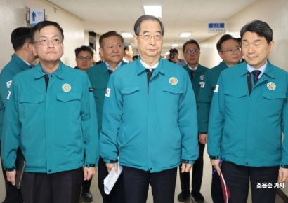 [포토] 의료 개혁 관련 담화 발표장 향하는 한덕수 총리