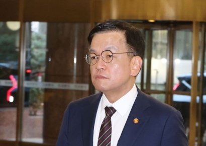 [최상목號100일]기재부는 소리없는 변화중…직원들 "업무 효율적"