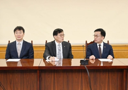 최상목 "美·日 통화정책 차별화…변동성 확대 가능성 대응"