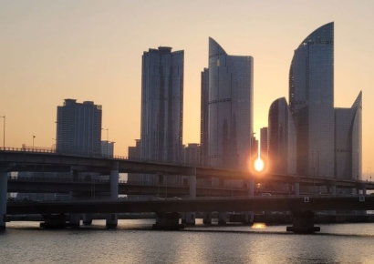 "믿을 건 학군지"…100주만에 반등한 지방 아파트, 교육 1번지가 주도[부동산AtoZ]