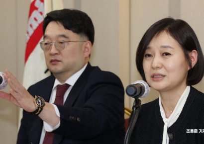 [포토] 기자회견 하는 임주현 한미사이언스 사장
