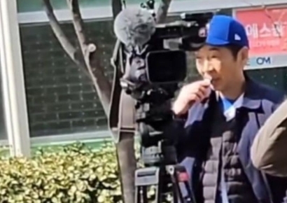 오타니 취재 온 日 아나운서, 한국서 한 무개념 행동 때문에 '뭇매'
