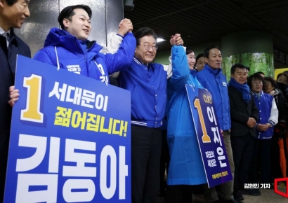 [포토] 총선 지지 호소하는 이재명 대표