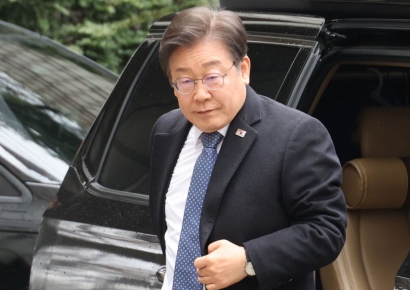 이재명, 대장동 재판 출석… "내가 없어도 재판 지장 없다"