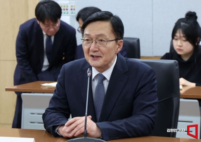 [포토] 발언하는 유홍림 서울대 총장