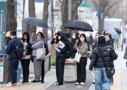 [포토] 황사비 내리는 서울 도심