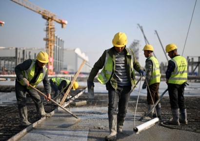 中경기 반등 조짐...부동산 실적 뛰고 제조업 회복세