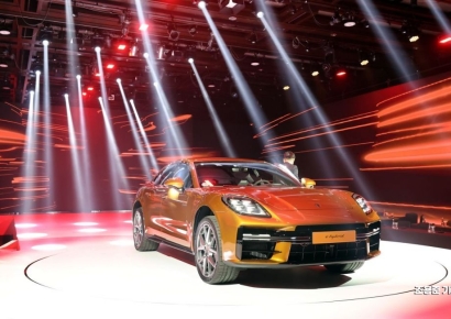 [포토] 포르쉐, 신형 파라메라 터보 E-하이브리드