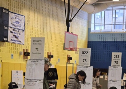 [르포]"트럼프 당선은 재앙" vs "트럼프 경제 살릴 적임자" 뉴욕 프라이머리 가보니