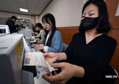 [포토] 사전 투표소 최종 점검