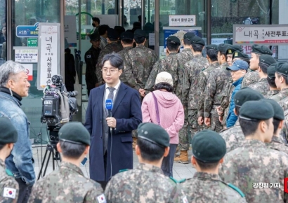 사전투표 첫날 오전 정오 투표율 6.56%…'지난 총선보다 1.66%p 높아'