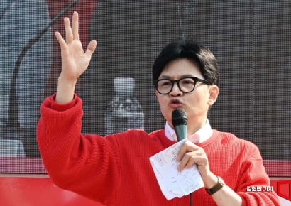 한동훈 "접전지서 골든크로스 나타나…본투표 나서 달라"